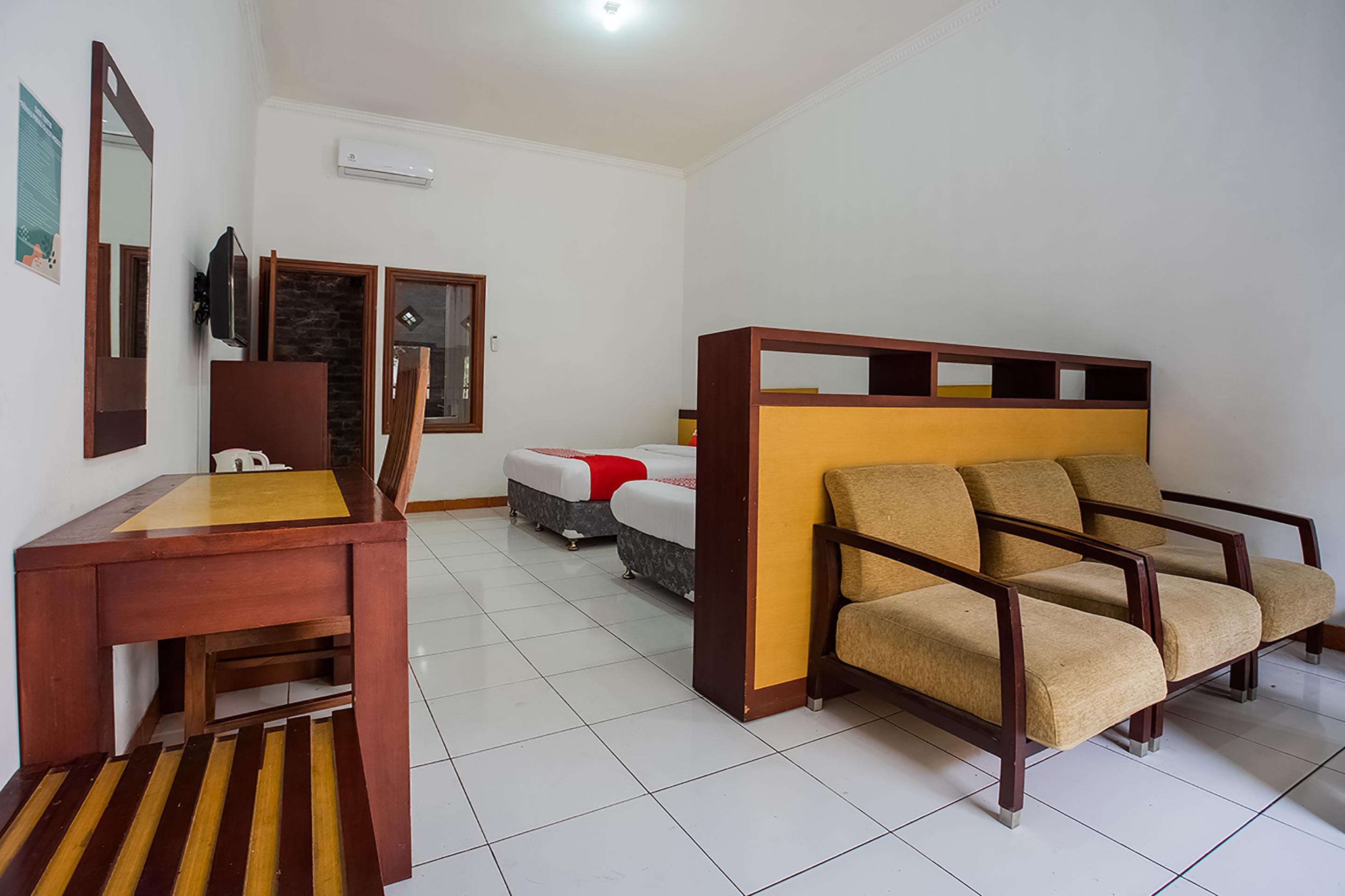 Pandu Prima Guest House Syariah Mitra Reddoorz Bandung Exterior foto