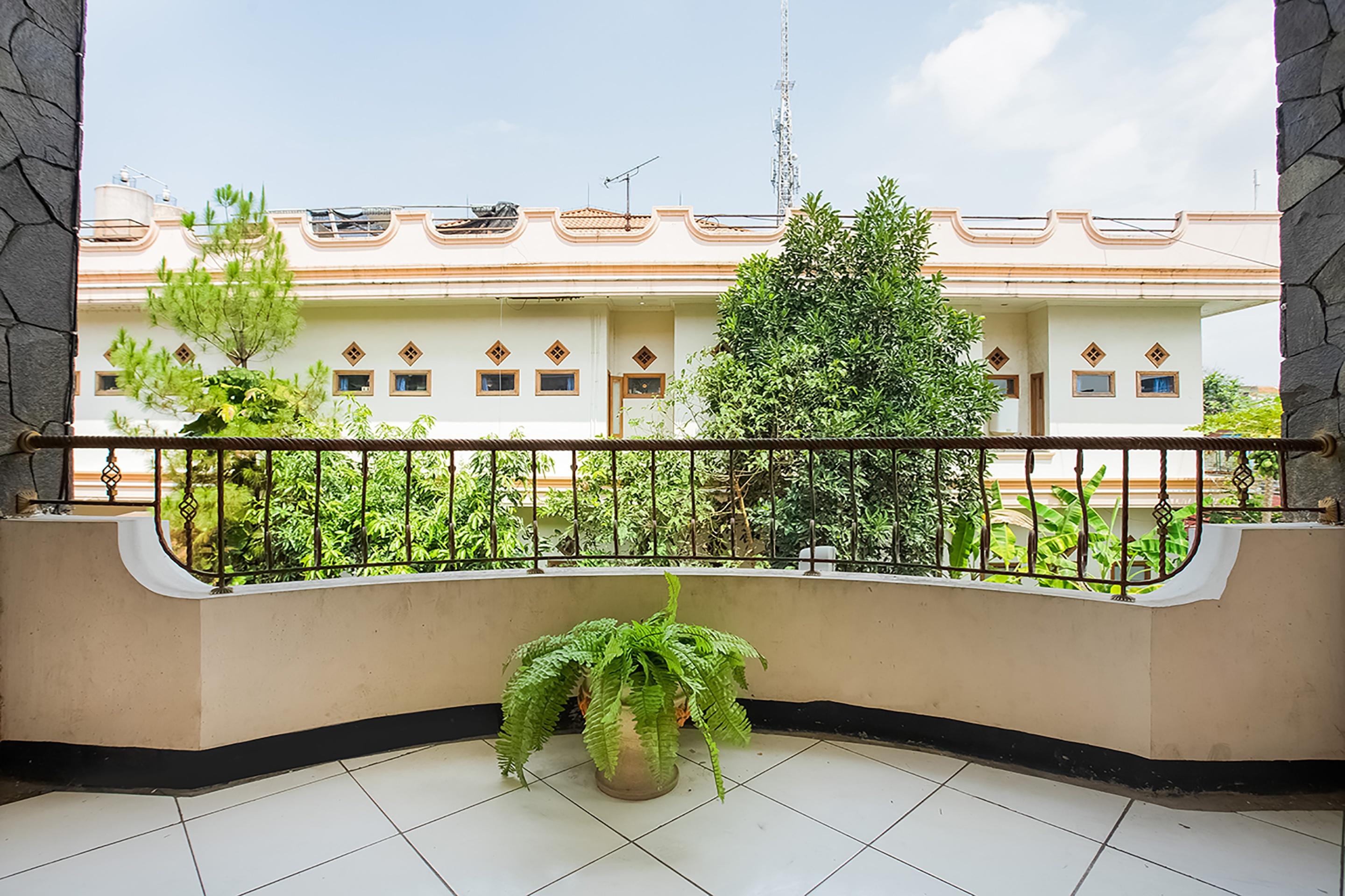 Pandu Prima Guest House Syariah Mitra Reddoorz Bandung Exterior foto